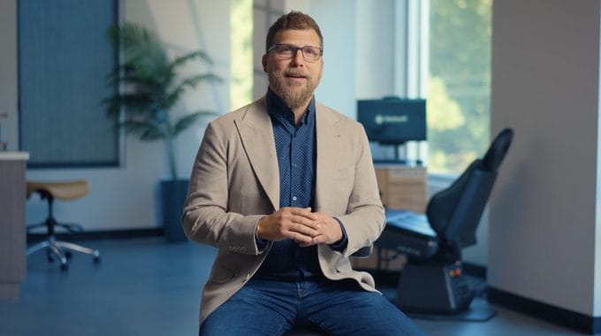 Course Spotlight: Building Your First Referrals 1 Dr. Jason Gladwell speaking to camera during the GPS Premium course Building Your First Referrals